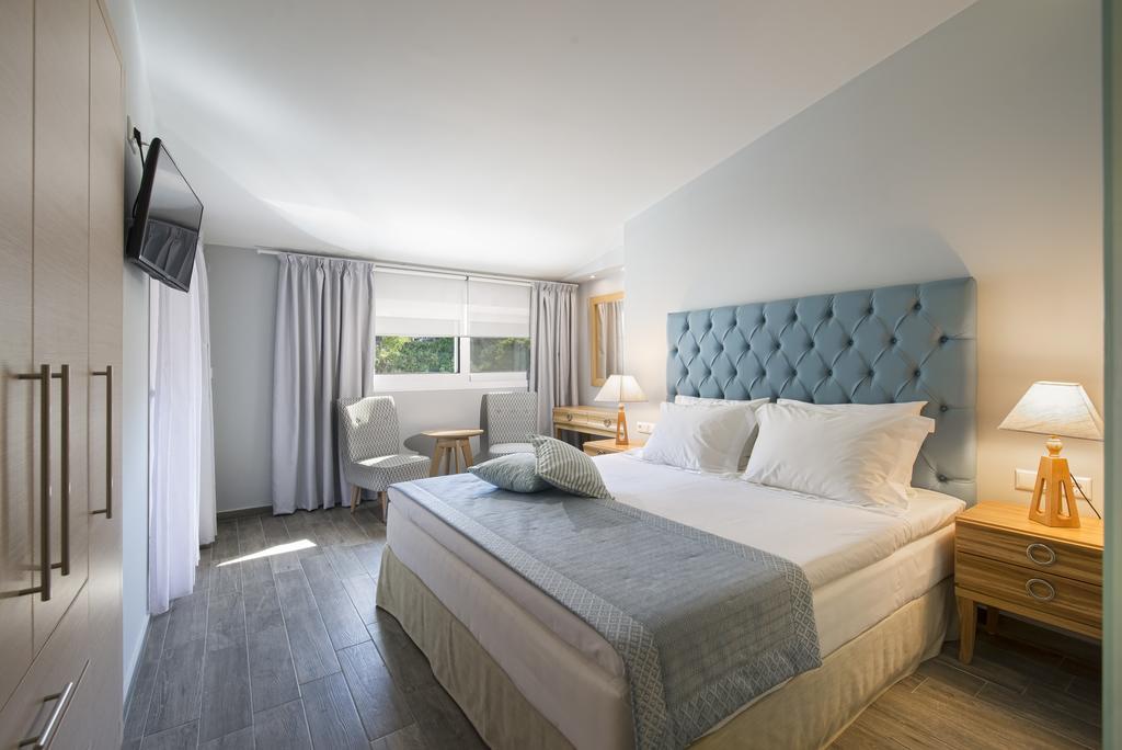 Albatros Hotel Sívota Zewnętrze zdjęcie